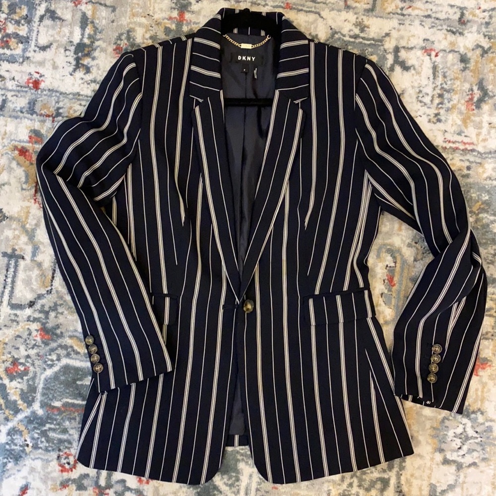 DKNY navy striped blazer size 6  NWOT